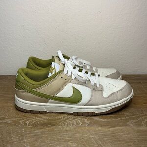 Nike Dunk Low Pacific Moss Men's White, Green, and Tan Sneakers Size 8.5